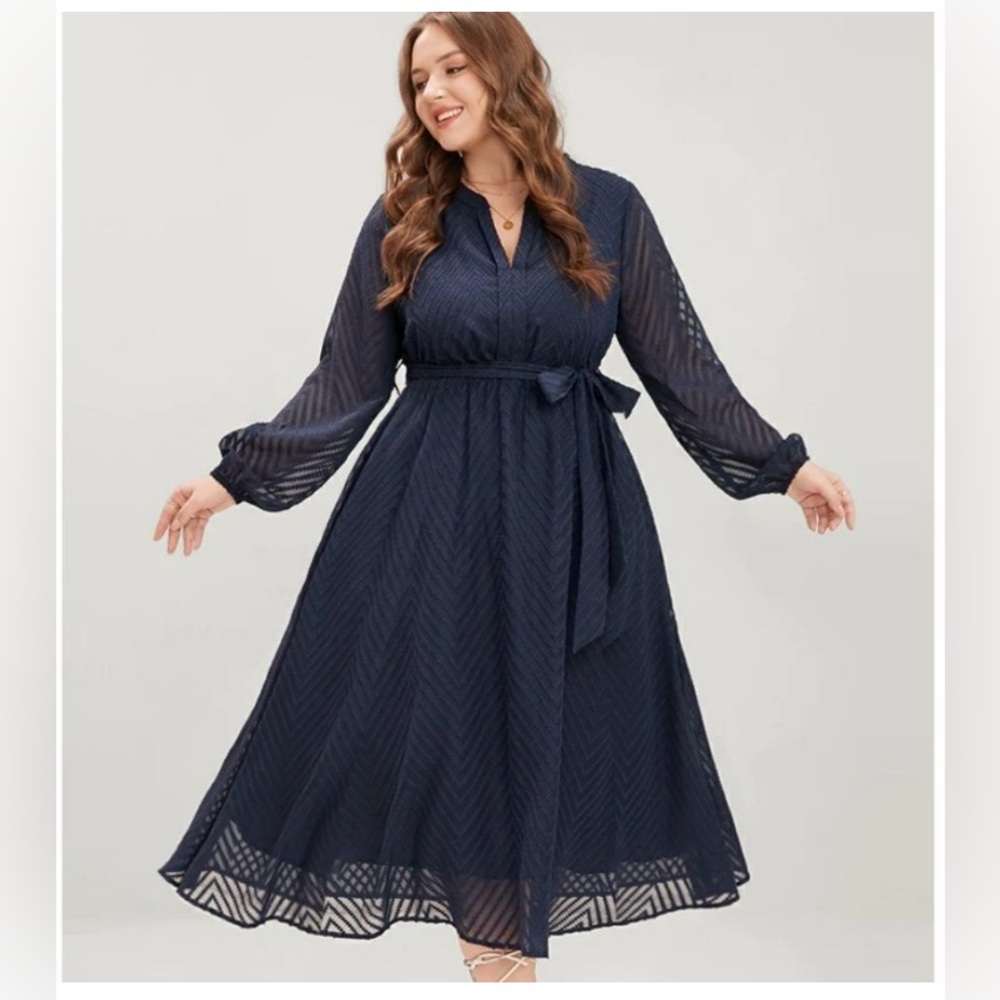 NWT BloomChic geometric navy belted dress Boho